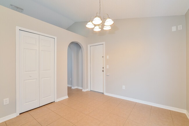 Photo - 3889 Arborvitae Way