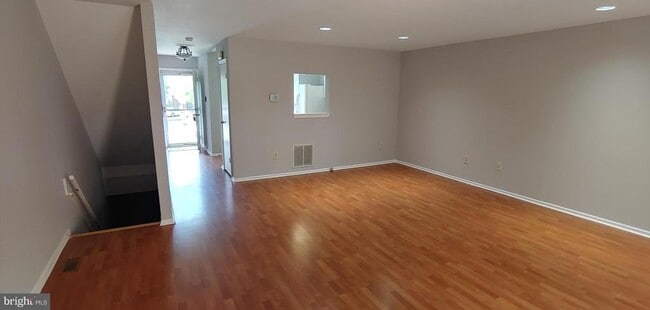 Photo - 25 Hamlet Dr