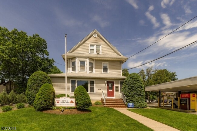 Building Photo - 105 Miln St Rental