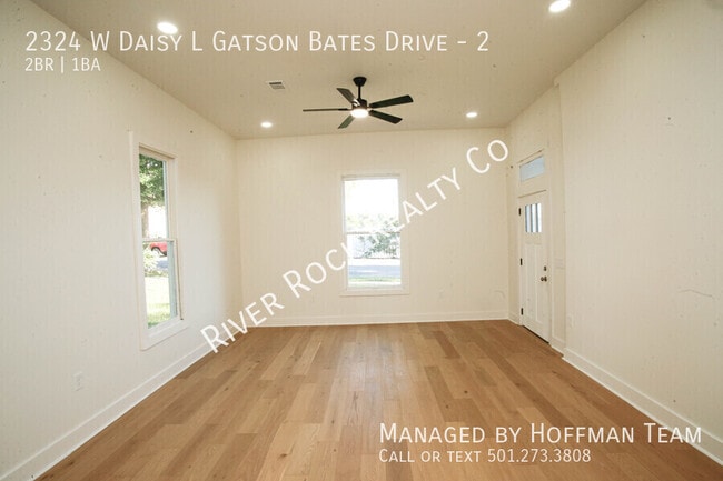 Photo - 2324 W Daisy L Gatson Bates Dr