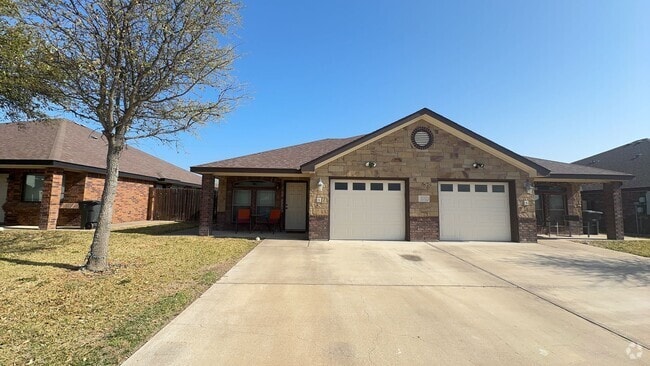 Building Photo - 4911 Autumn Valley Dr Unit B Rental