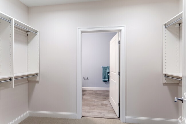 1 BR, 1 BA