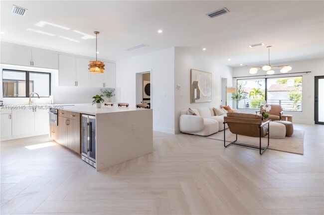 Photo - 1420 SW 17th St