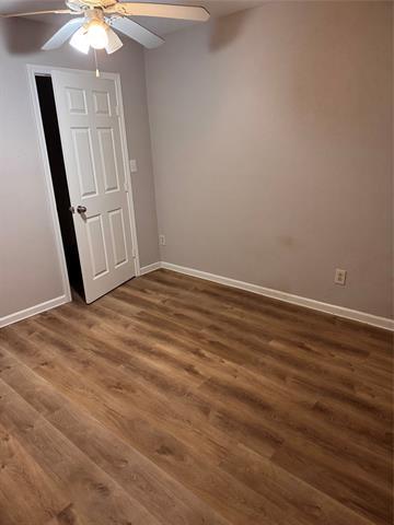 Photo - 5541 Third St