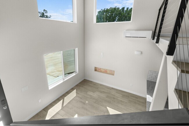 Photo - 802 Old Wise Rd