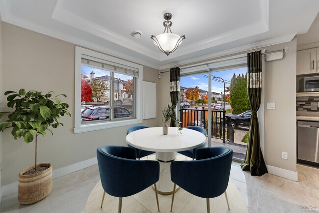 Photo - 3278 47th Av E