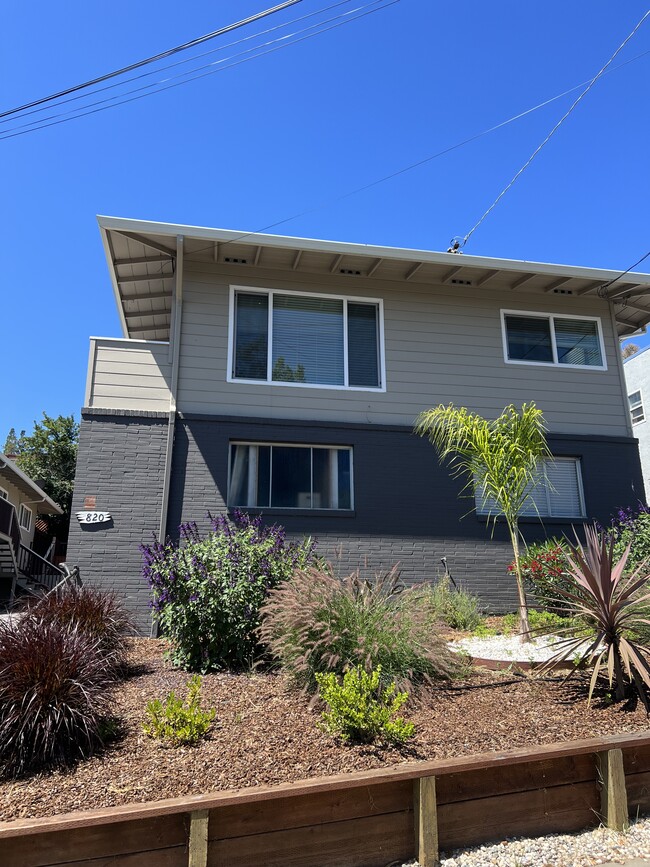 Photo - 820 Gordon Ave Unit 5