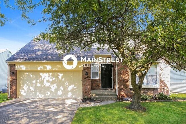 Building Photo - 3 Bedroom Pet-Friendly Home in Indianapolis, IN with Main Street Renewal