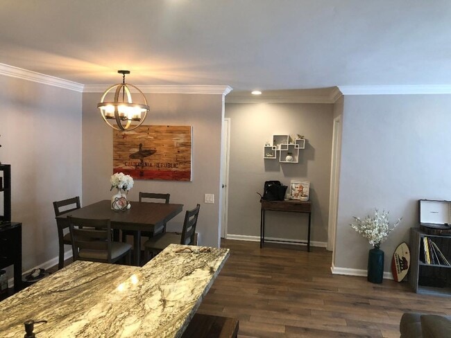 Photo - 4600 Lamont St Unidad 234
