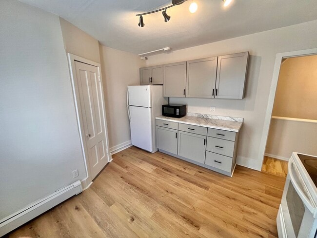 Photo - 105-107 Richards Ave-107 Unit 107
