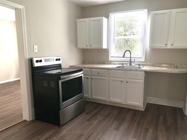 Photo - 2402-501 Unit 2402 & 1/2