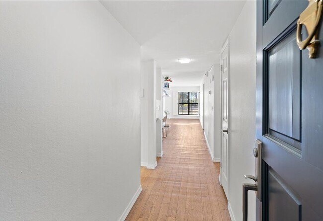 Photo - 5122 N 31st Way Unit 227