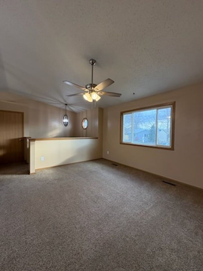 Photo - 4 BED | 2 BATH | SINGLE GARAGE | RAPID VALLEY