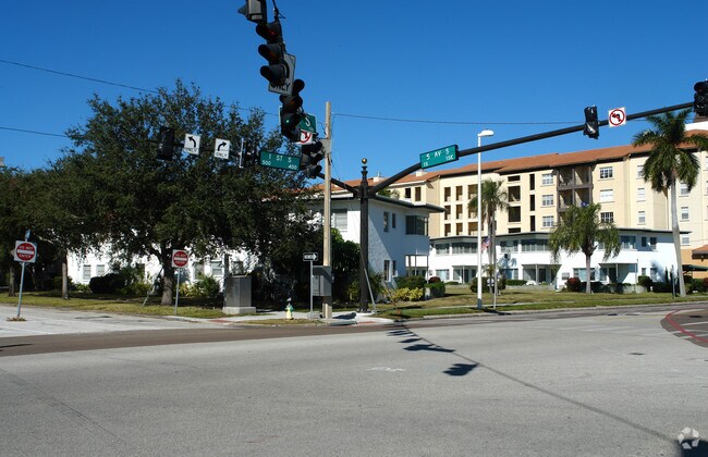 Waterfront Park - Waterfront Park Apartments