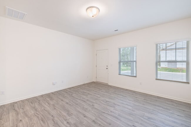 Photo - 2 Bedroom Townhome Main Street Pineville - AVAILABLE AUGUST 2026