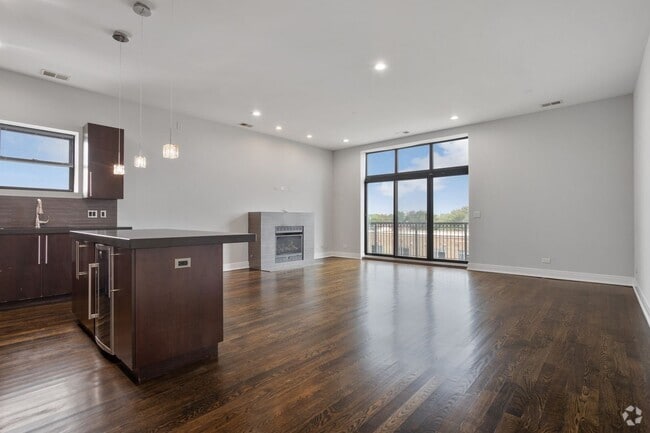 Building Photo - 1412 W Morse Ave Unit 5C Rental
