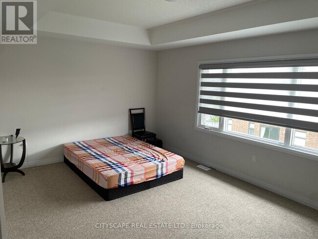 Photo - 86 Gibson Dr