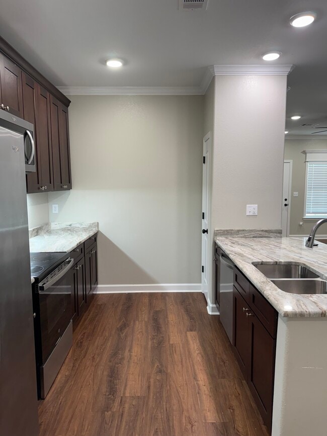 1109 W 3rd Ave Unit A