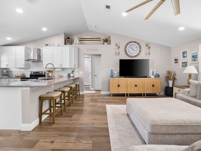 Photo - 3-bedroom, 2-bath