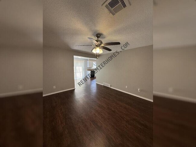 Photo - 3938 SE 14th Pl