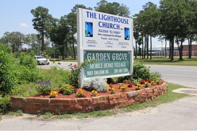 Photo - Garden Grove Mobile Home Village