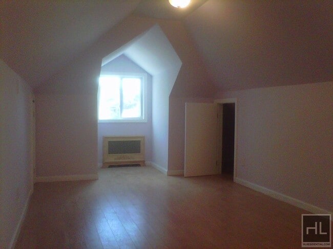 Photo - 69 ROAD Unidad 3