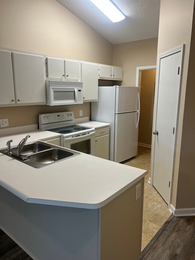 3685 Clay Pond Village Ln Unit 7