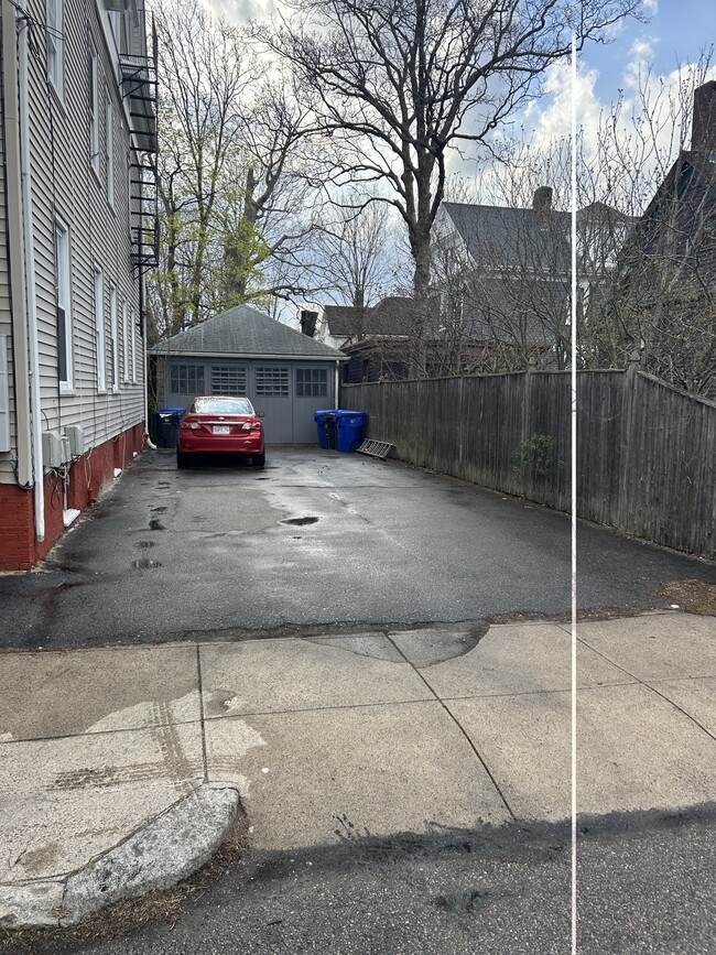 Building Photo - 33 White St Unit 2 floors