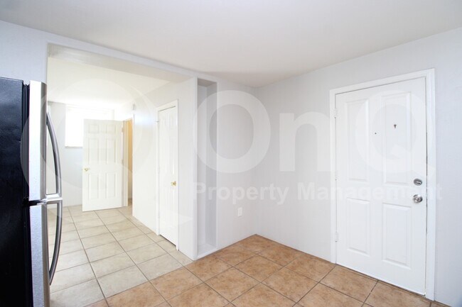 Photo - 1548 W McKinley St