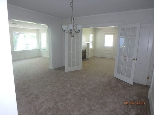 Photo - 2230 Dickinson Ave