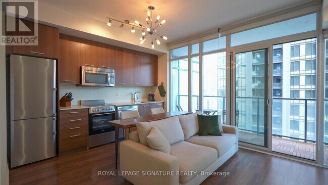 Photo - 105 George St Unit 1214