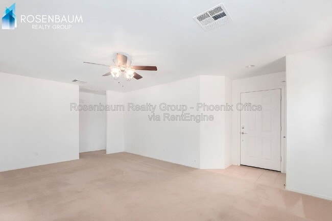Photo - 802 W Fairlane Ct