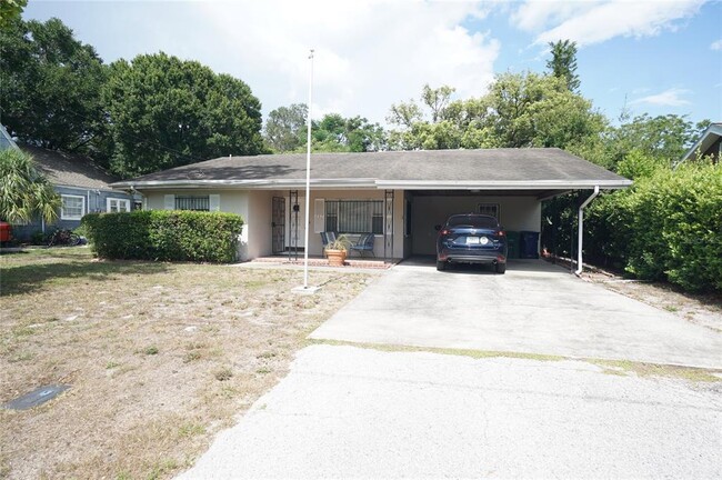 Photo - 207 N Gomez Ave