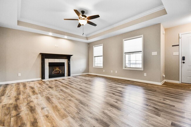Photo - Pet Friendly Three Bedroom with Bonus!