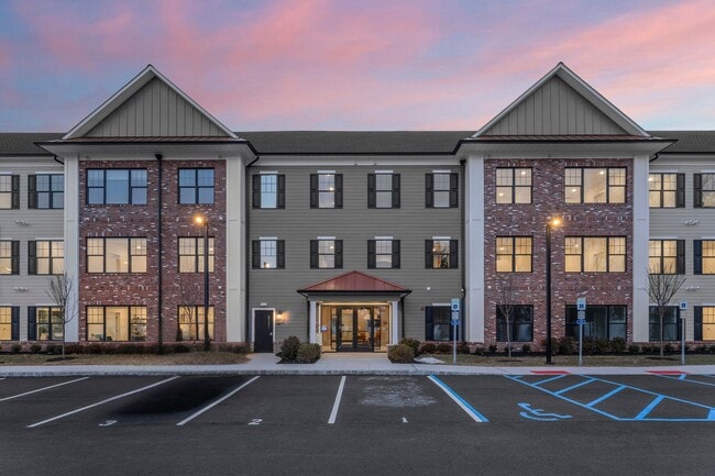 Photo - Allure at Vosseller