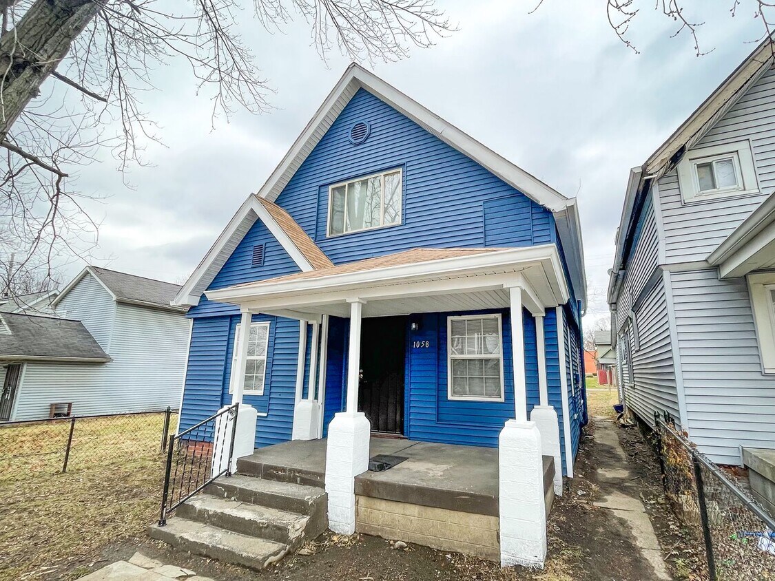 Photo - 1058 Eugene Street