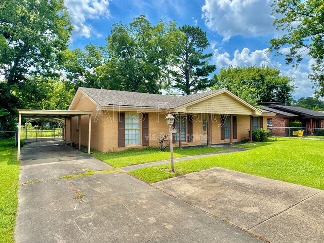 Photo - 3253 Windwood Dr