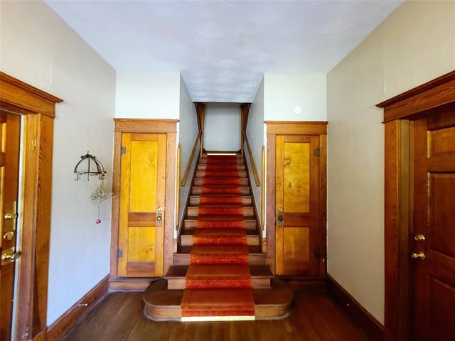 Photo - 4911 Worth St