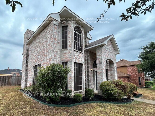 Photo - 825 Claire View Dr