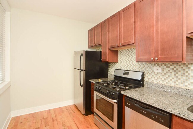 Photo - 4337 N Wolcott Unit A4