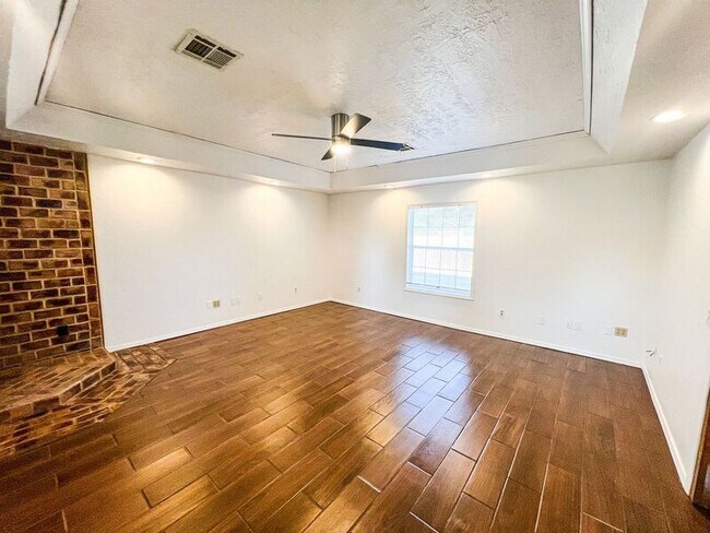 Photo - 501 N Main St Unit 1A