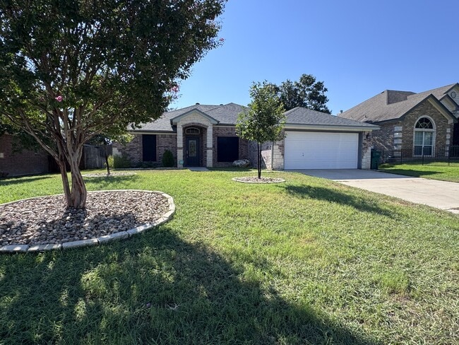 Building Photo - 2536 Mugho Dr Rental