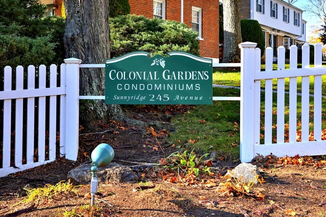 Building Photo - 245 Sunnyridge Ave Unit APT 2