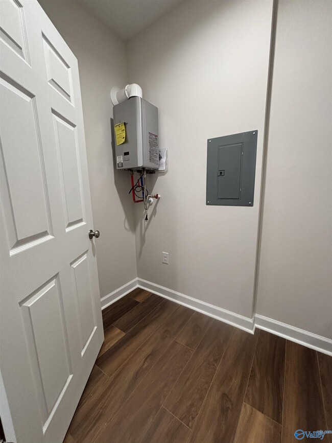 Photo - 16574 Jamilynn Dr