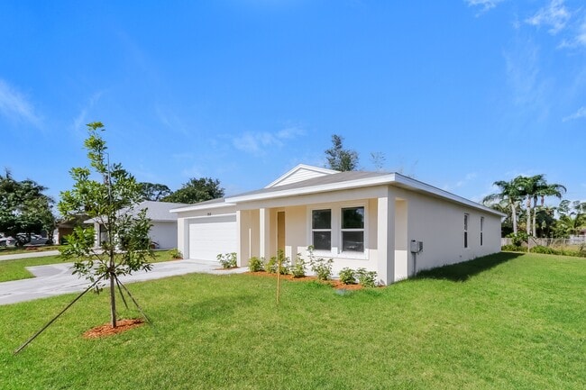 Photo - 1831 SE Airoso Blvd