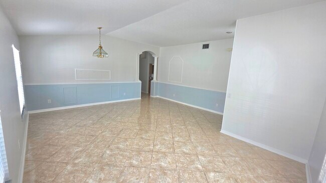 Photo - 9730 White Barn Way