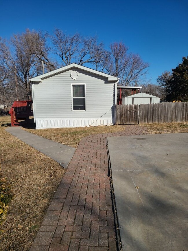 Photo - Newer 2 Bed 1 Bath Mobile Home
