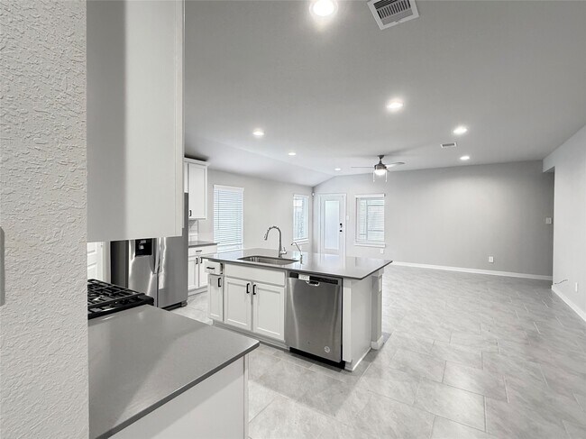 Photo - 29735 Cayenne Cir