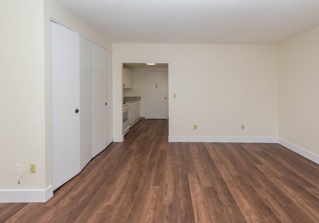 Photo - Lakewood Apartments