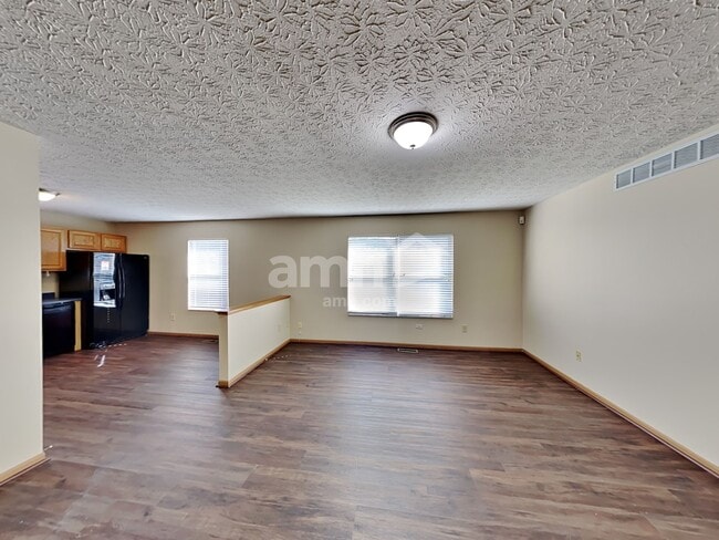 Photo - 514 Hannifin Dr